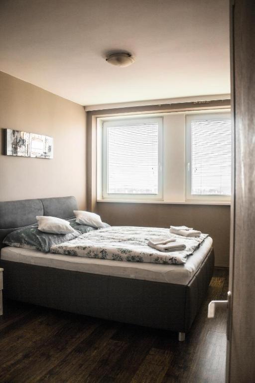 Panorama View Apartment Veszprem Bagian luar foto