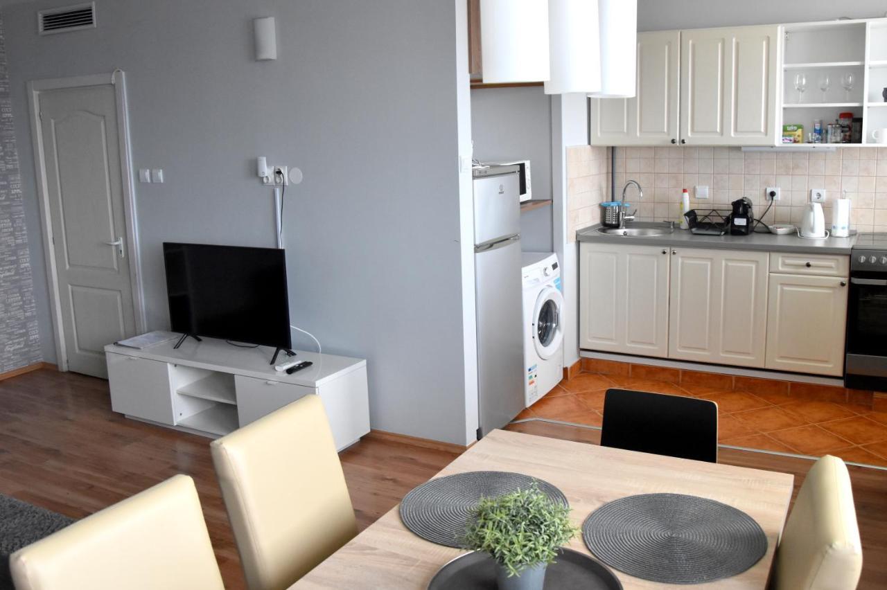 Panorama View Apartment Veszprem Bagian luar foto