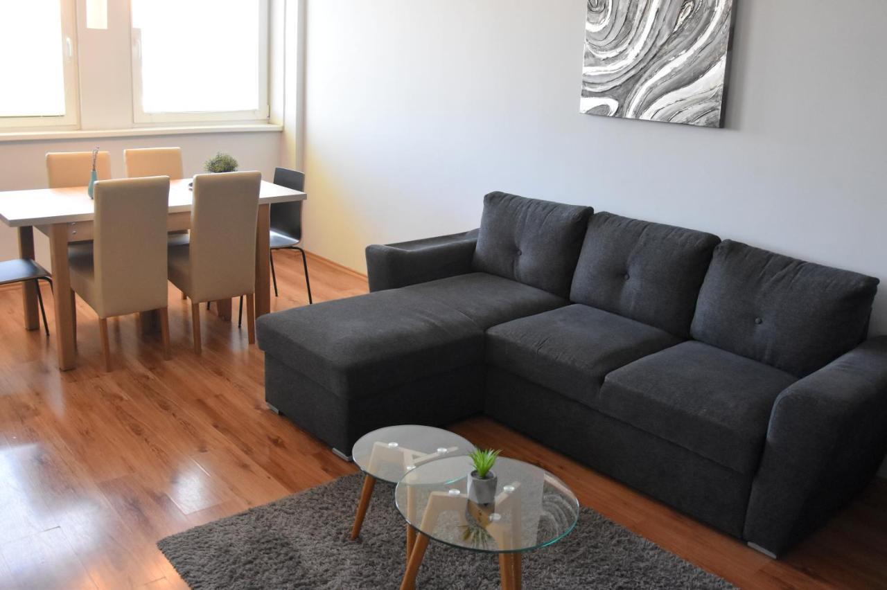 Panorama View Apartment Veszprem Bagian luar foto