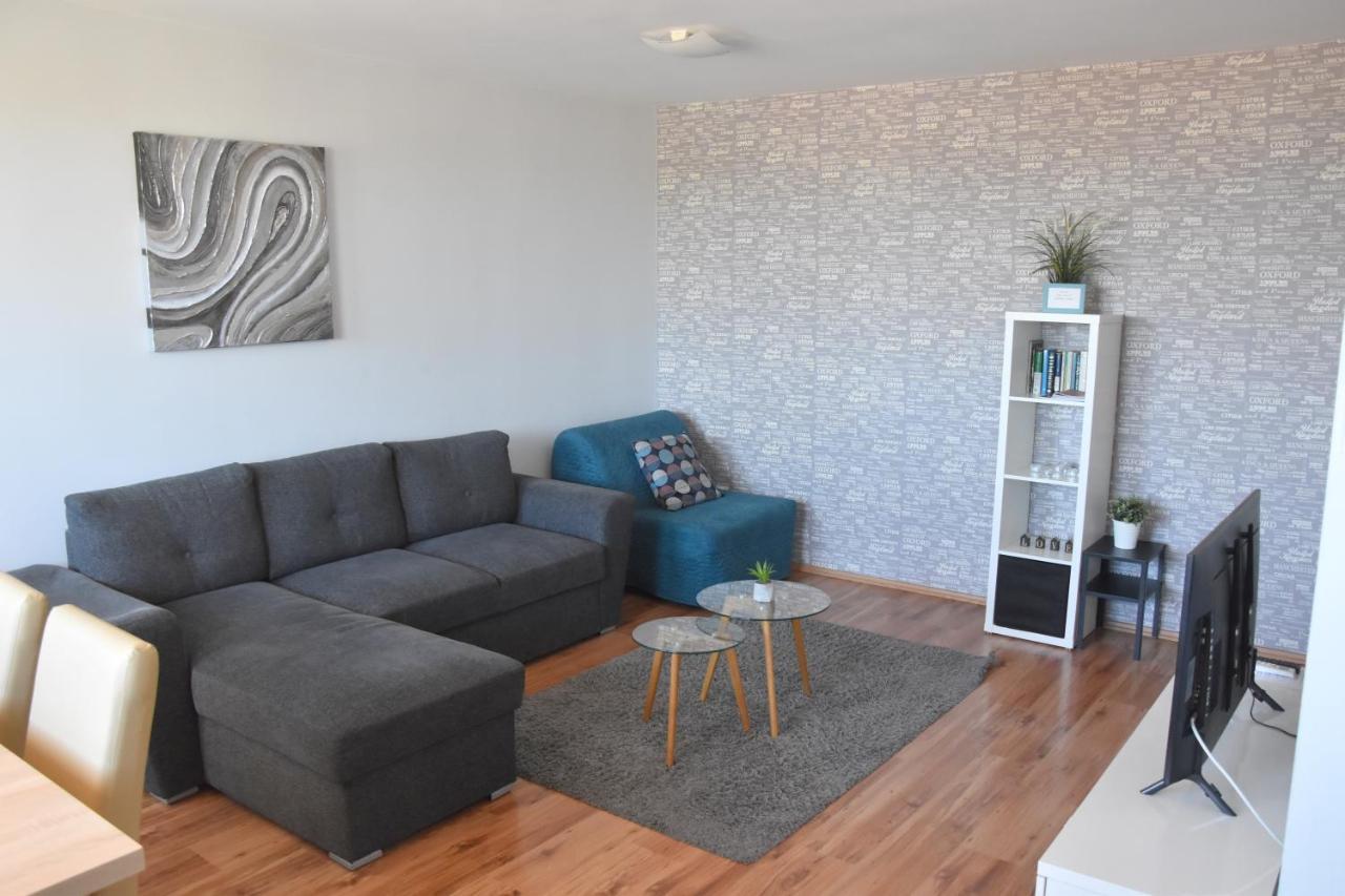 Panorama View Apartment Veszprem Bagian luar foto