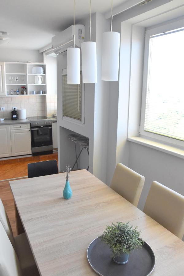 Panorama View Apartment Veszprem Bagian luar foto